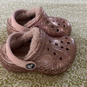 CROCS Kids Glitter Lined Clog - Rose Gold